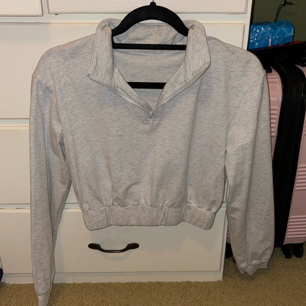 NVGTN cropped 3/4 sweater